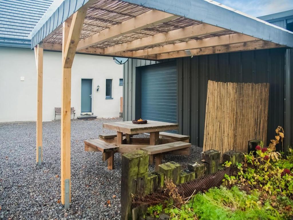 Atmospheric Holiday Home In B Llingen With Infrared Sauna Büllingen Eksteriør bilde