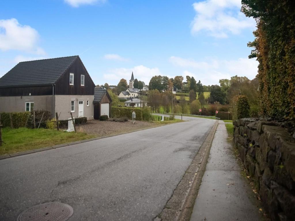 Atmospheric Holiday Home In B Llingen With Infrared Sauna Büllingen Eksteriør bilde